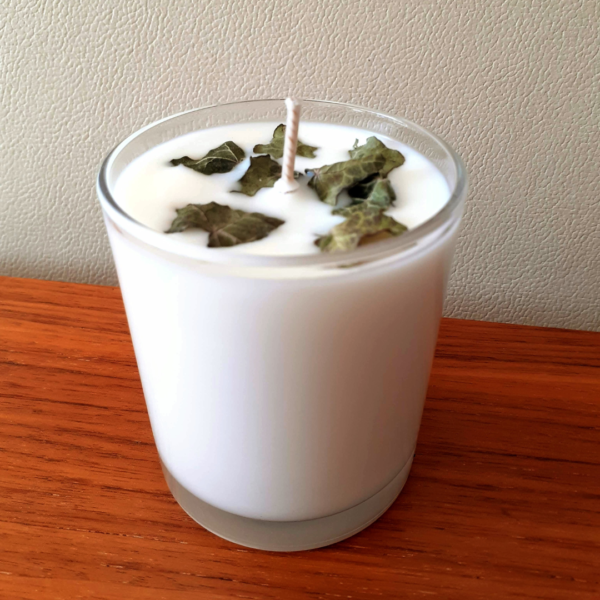 Eucalyptus and peppermint soy wax candle